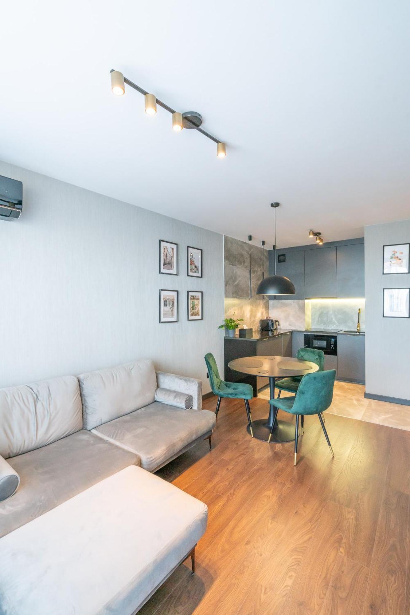 Noche Apartamenty Premium Biała Podlaska Exterior foto